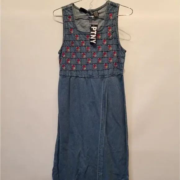 Vintage 90's NEW Denim Dress Embroidered Roses Floral Faux Wrap Button Size M - Picture 2 of 16